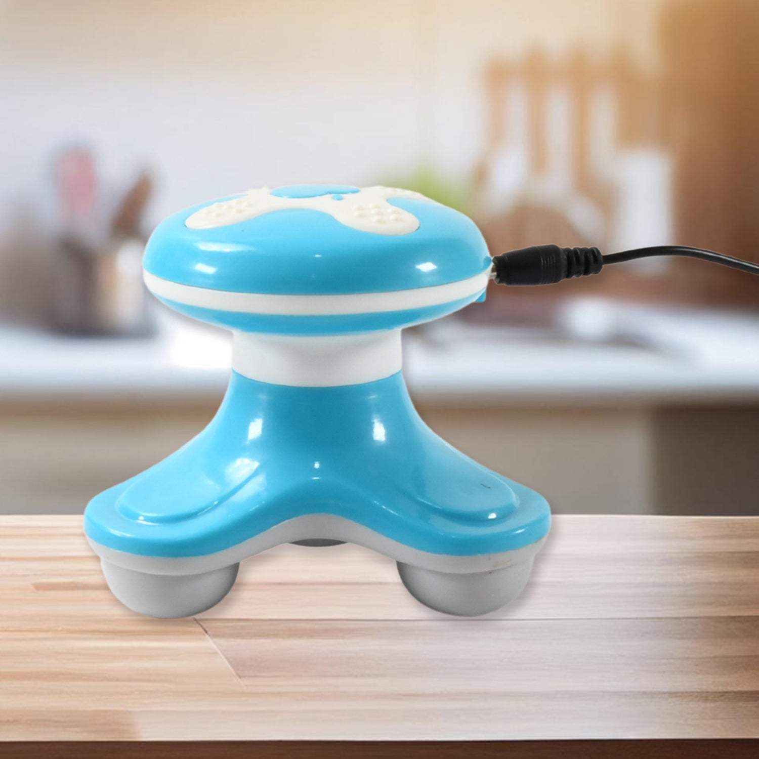 Triangle USB Mini Massager – Multifunction, Automatic Switch, Fatigue Relief (1 Pc/ Battery Not Included) Triangle USB Mini Massager – Multifunction, Automatic Switch, Fatigue Relief (1 Pc/ Battery Not Included)